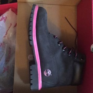 juniors (big girl) size 6.5 Timberland boots